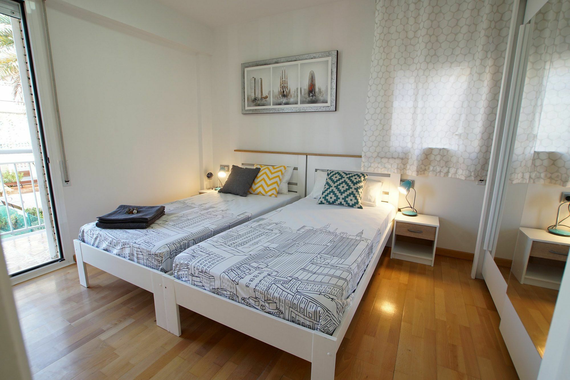 Amura Be My Guest Castelldefels Ngoại thất bức ảnh
