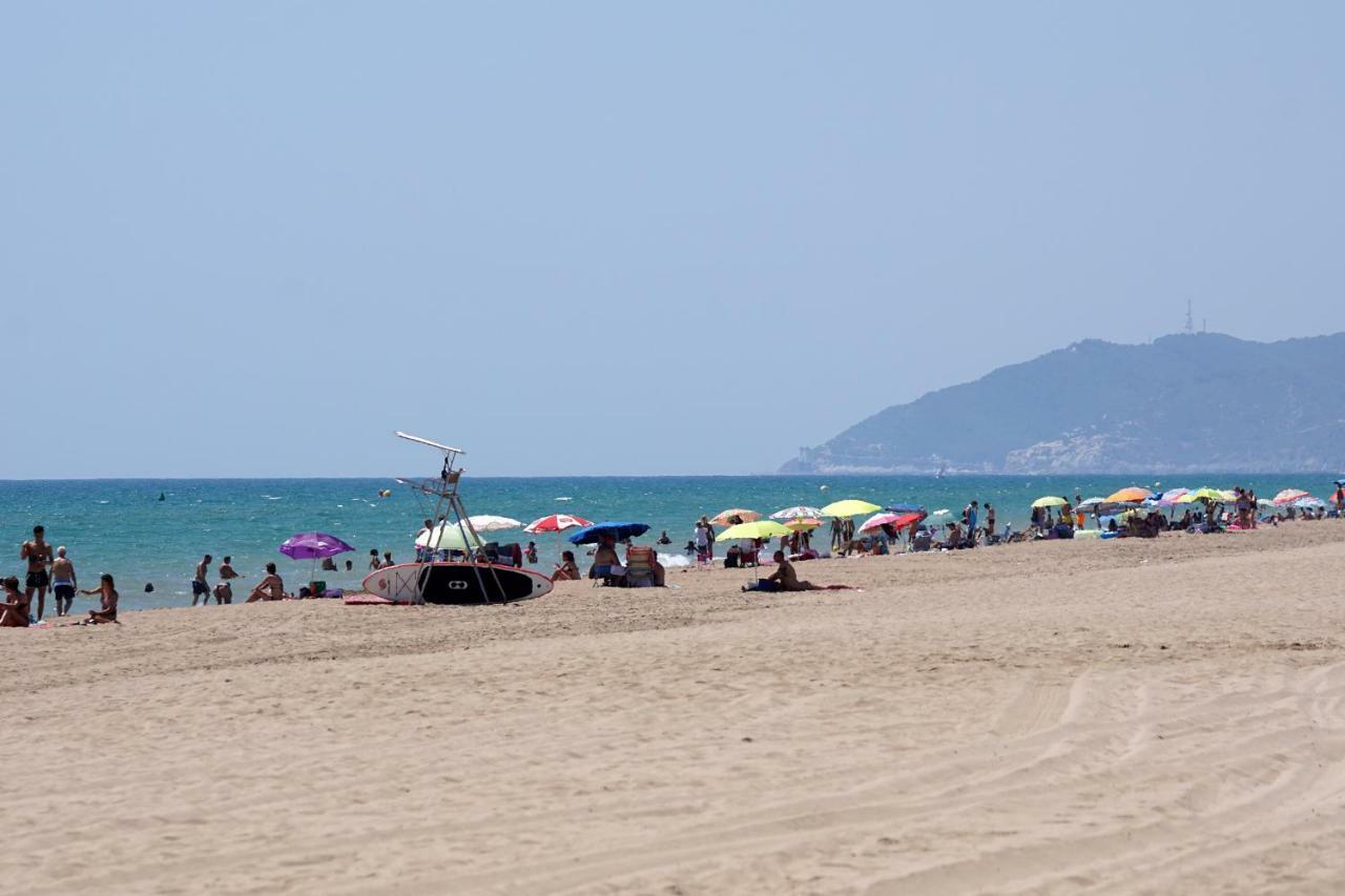 Amura Be My Guest Castelldefels Ngoại thất bức ảnh